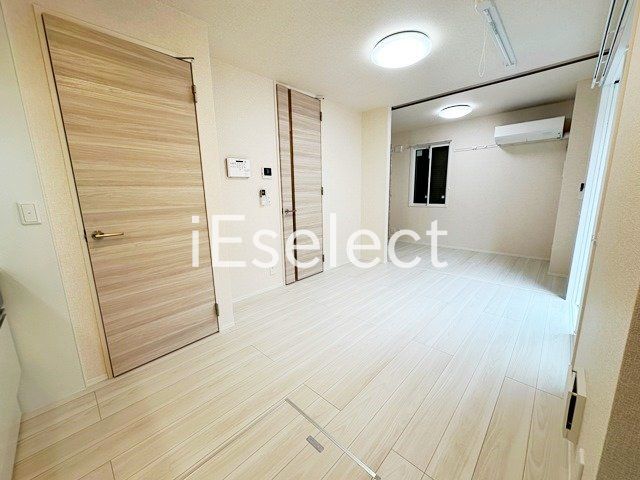 その他部屋・スペース　窓も大きく明るいですね