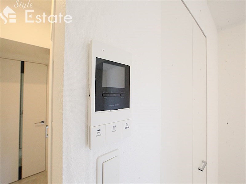 セキュリティ　モニター付きインターホン