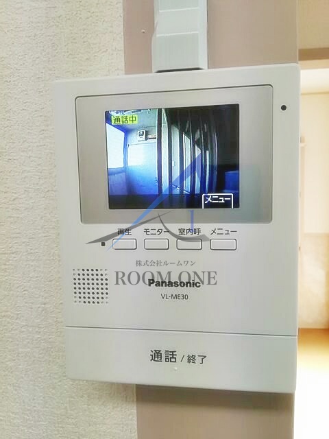 セキュリティ　モニター付きインターホンです。