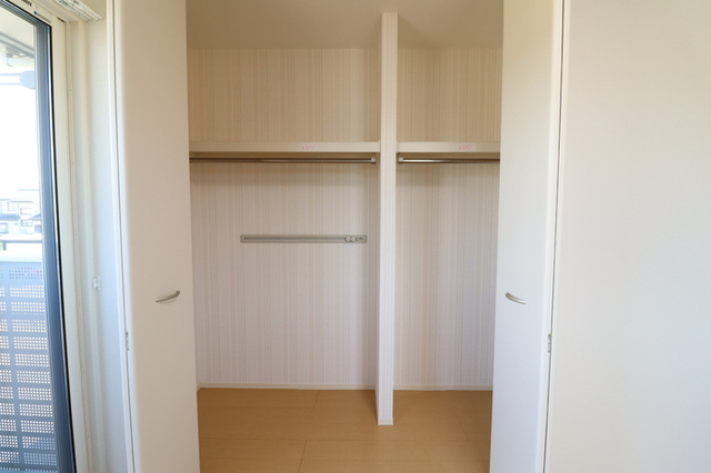 収納　クローゼット