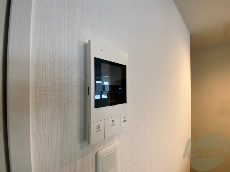 セキュリティ　ＴＶモニター付インターホンです。来客者の顔が見えるので安心！