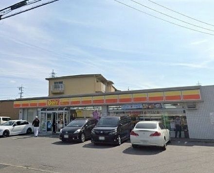 コンビニ　デイリーヤマザキ池浦店（コンビニ）まで450m