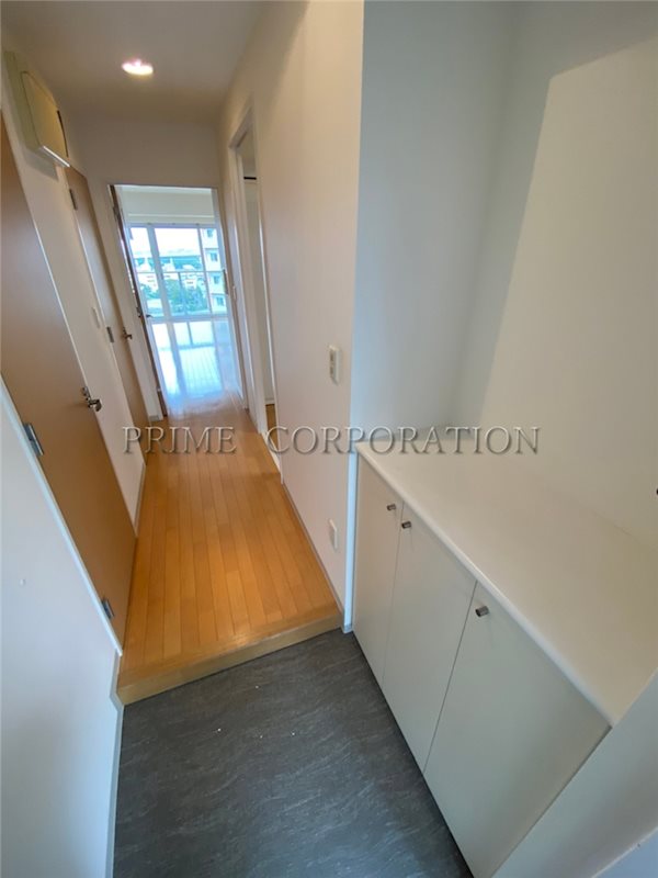 玄関　※参考写真※