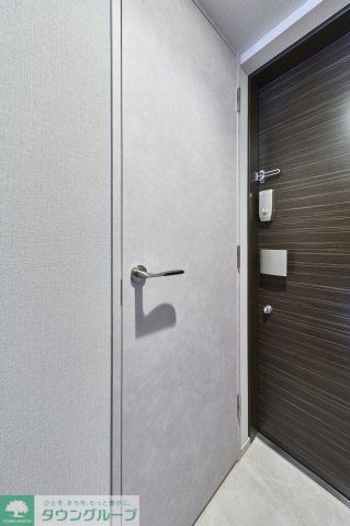 玄関　※参考写真