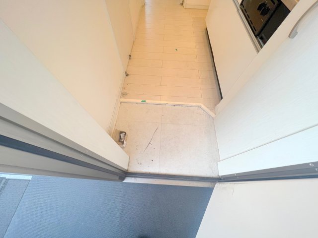 玄関　玄関が大きいと、とても解放感があります。