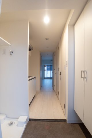 玄関　図面写真は反転タイプになりますので、図面写真はイメージとなり