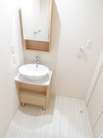 洗面設備　同仕様