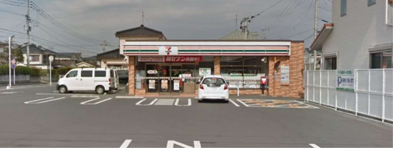 コンビニ　セブンイレブン（コンビニ）まで1974m