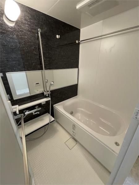 バス・シャワールーム　お風呂で日々の疲れを落としましょう