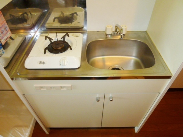 キッチン　壁付けキッチンでスペースを有効活用できます！