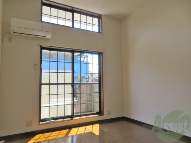 その他部屋・スペース　広々とした寝室になっていますねー。一日の疲れを癒してください