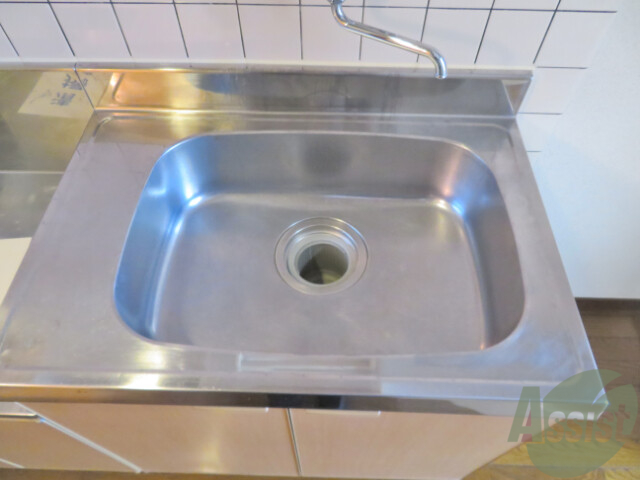 洗面設備　洗面はキッチンと併用になりますー。お掃除しやすいですねー。