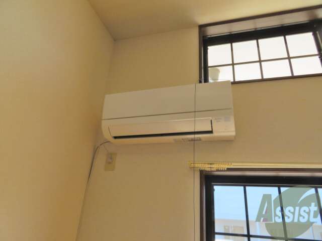 その他設備　エアコンがあるだけで生活がガラッと変わりますよねー。