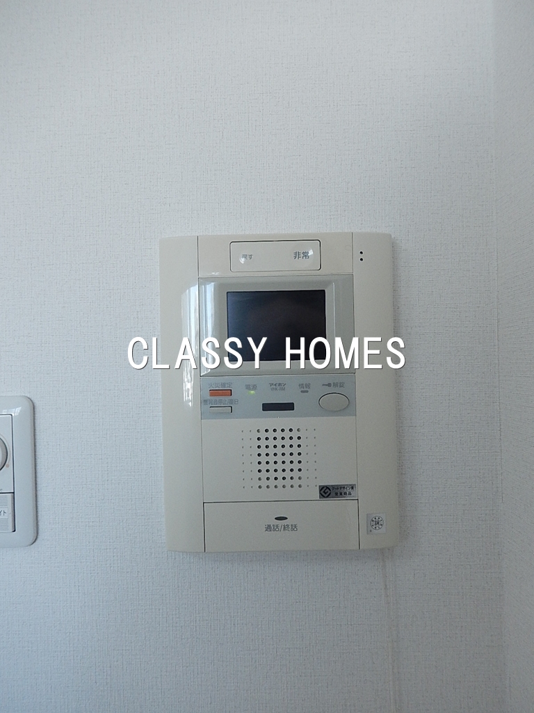 セキュリティ　2007年竣工　コンシェリア新橋：モニターフォン