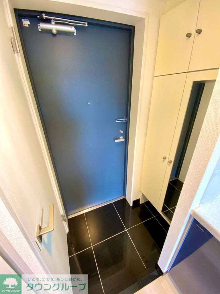 玄関　人感センサー付きの玄関