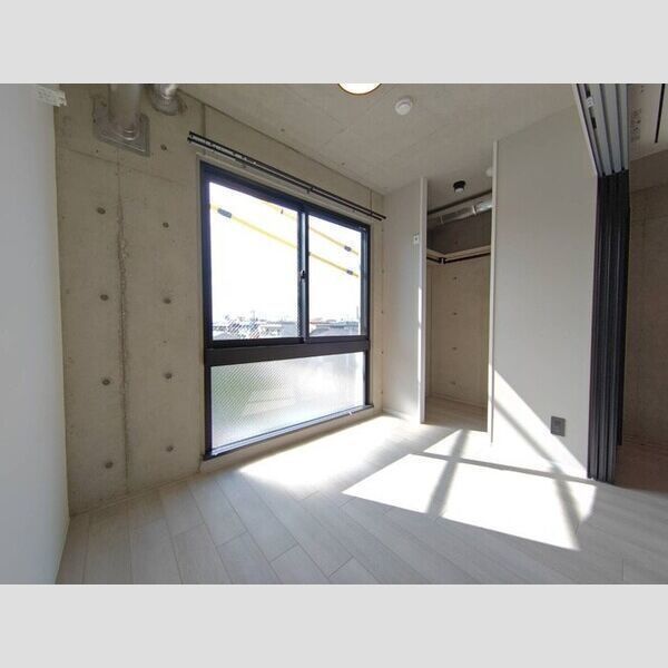 バルコニー　同シリーズの内装写真となります。