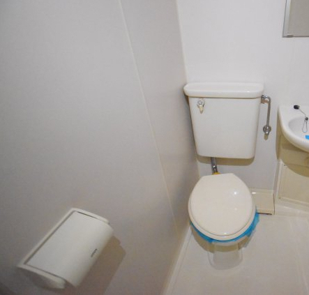 トイレ　別部屋参考写真、現況優先になります。