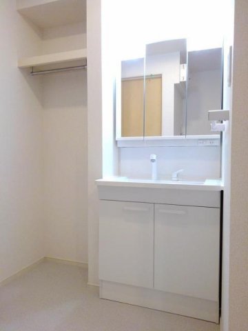 洗面設備　忙しい朝には欠かせない洗面所です