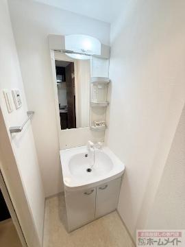 洗面設備　洗髪洗面化粧台