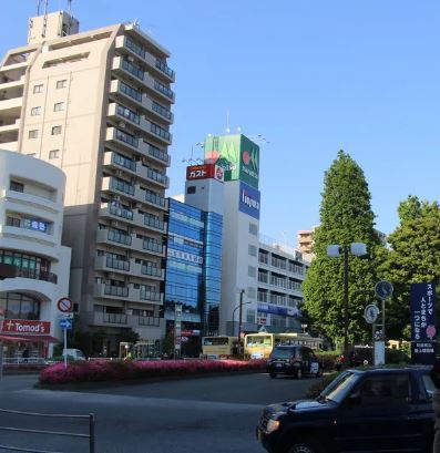 その他　鶴川駅前広場（その他）まで2147m