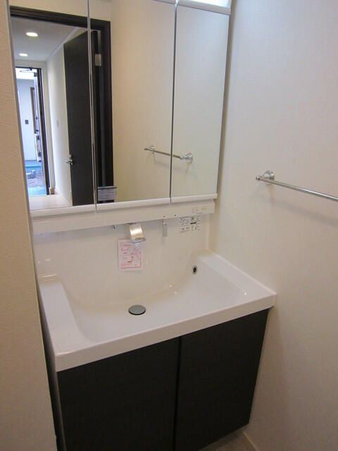 洗面設備　忙しい朝には欠かせない洗面所です