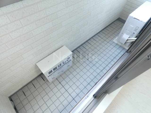 バルコニー　エスセンタービルド3