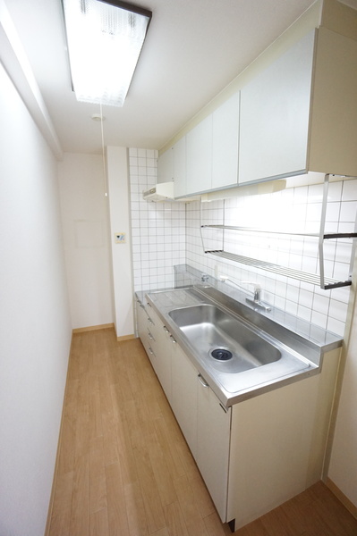 キッチン　写真は１０１号室