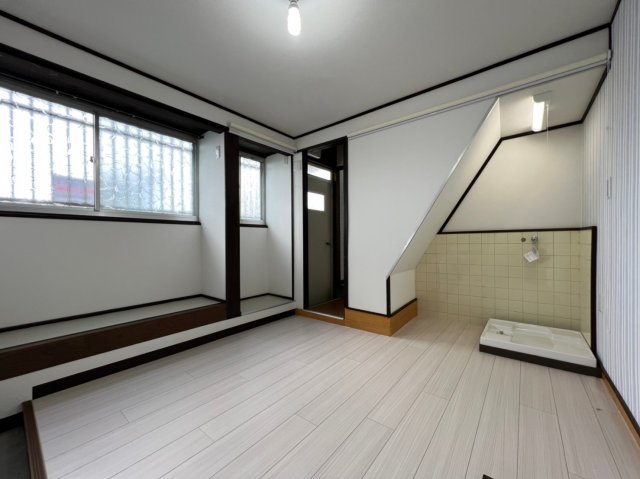 東垂水2丁目テラスの居間写真