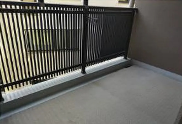 バルコニー　※別部屋の参考写真です。