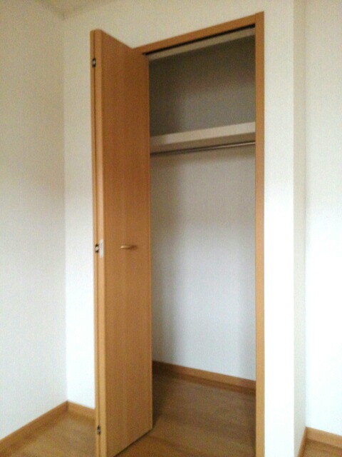 収納　クローゼット