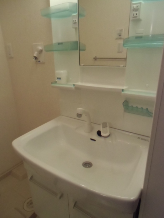 洗面設備　洗髪洗面化粧台