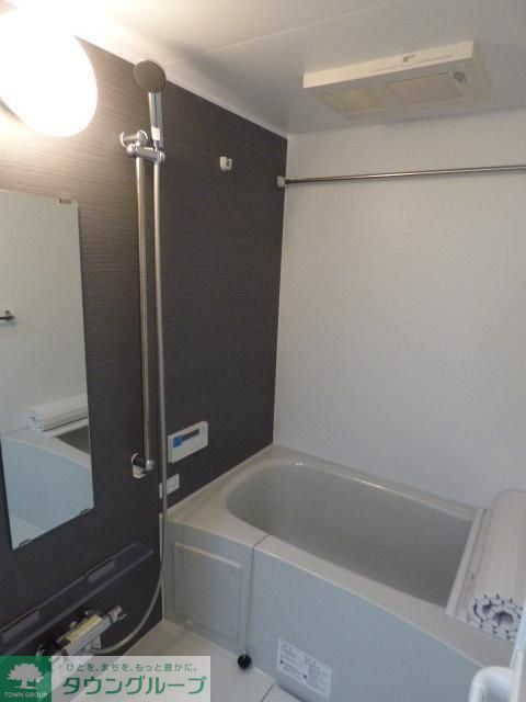 バス・シャワールーム　同物件別部屋写真