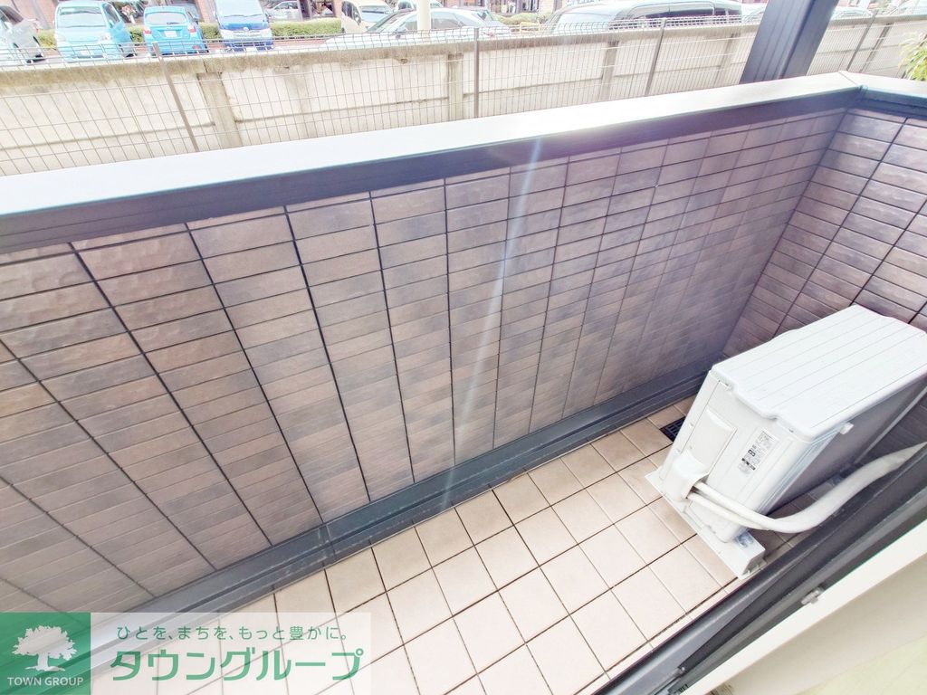 バルコニー　同物件別部屋写真
