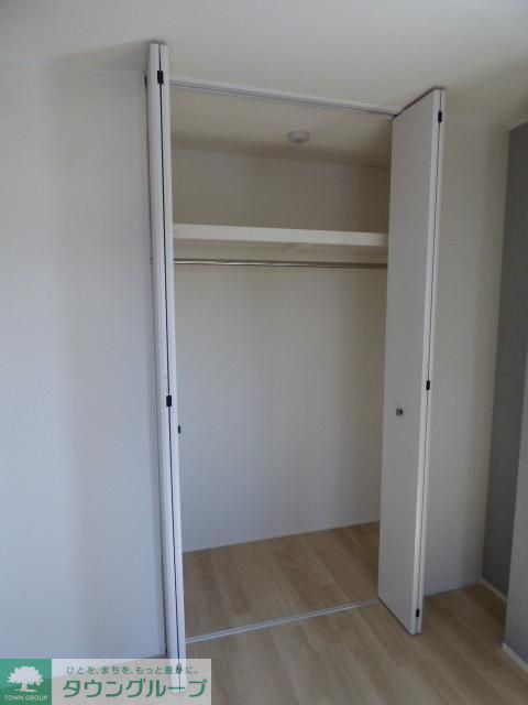 収納　同物件別部屋写真