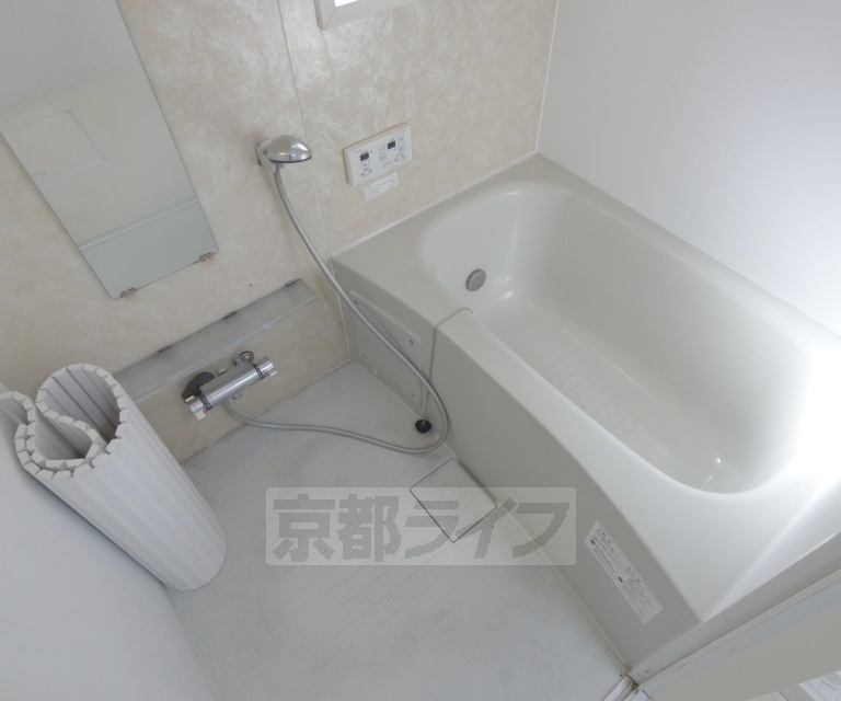 バス・シャワールーム　綺麗なお風呂です、