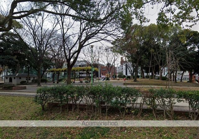 公園　葉場公園（公園）まで180m