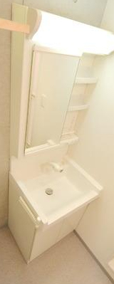 洗面設備　※同物件参考写真