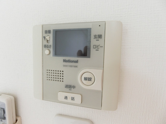 セキュリティ　カメラ付きインターフォンで安心