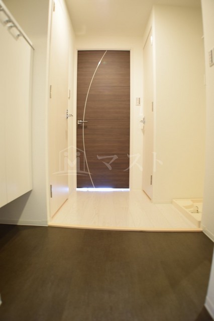 玄関　シンプルな玄関