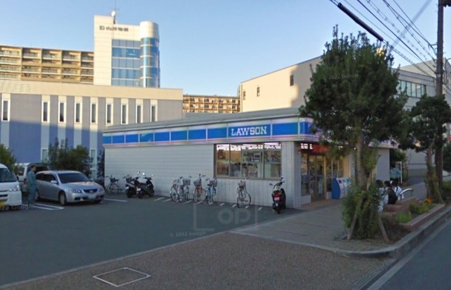 コンビニ　ローソン　吹田江の木町店（コンビニ）まで233m