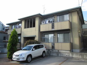 建物外観　ガレージ代込です