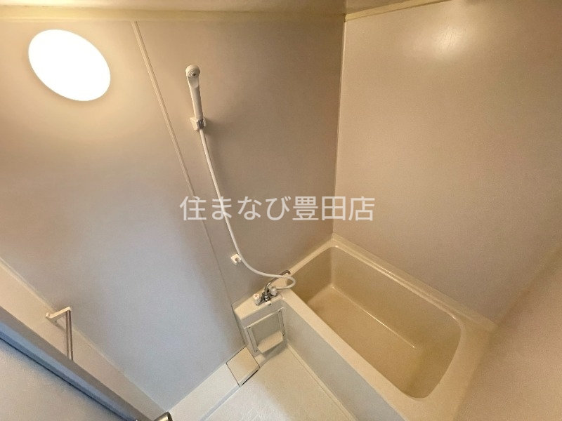 バス・シャワールーム　別室同型写真