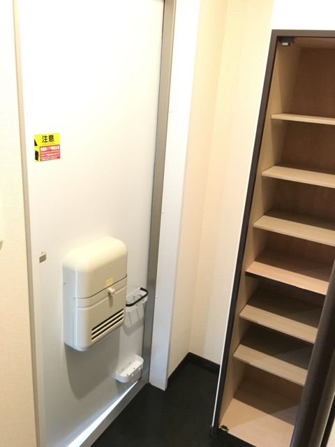 その他　下駄箱、玄関