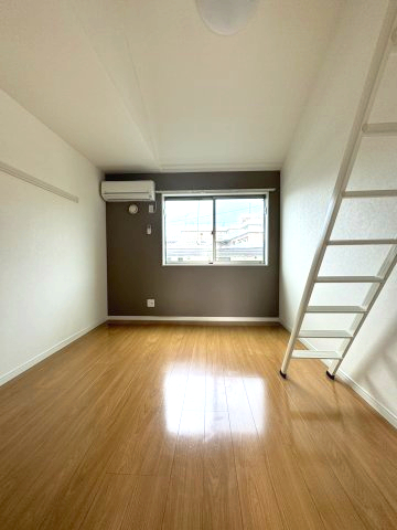 居室・リビング　別号室写真（2階）※現況有姿