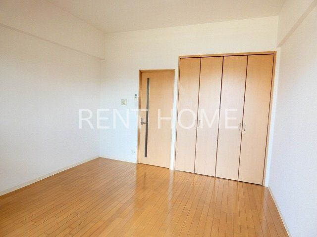 居室・リビング　洋室7.5帖と広めです。