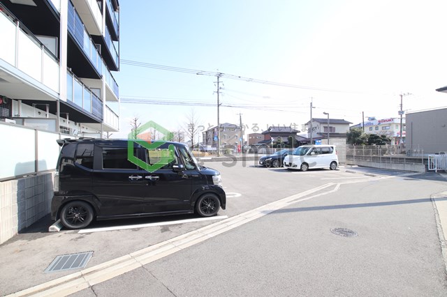 駐車場　駐車場完備です