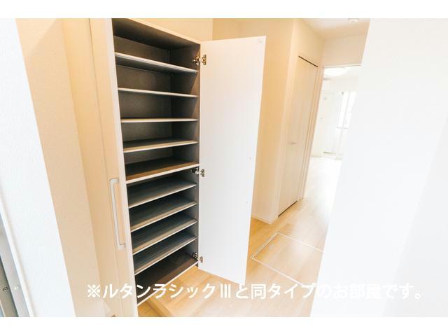 玄関　同型タイプ