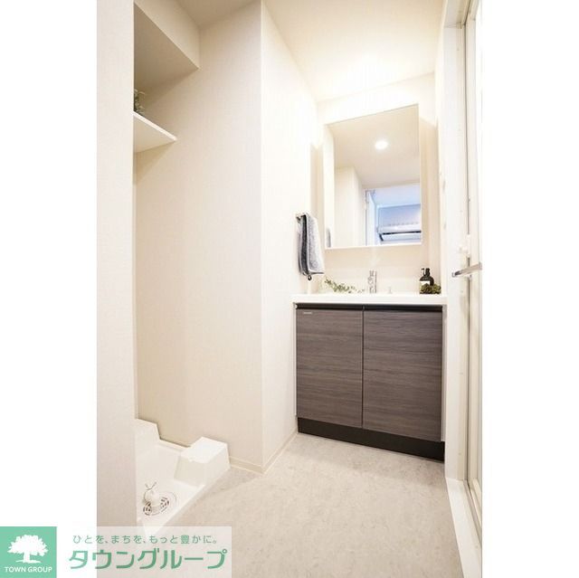 洗面設備　家具/調度品に関しては配置例を示したもので実際の賃貸には含…