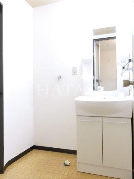 洗面設備　同物件別部屋です。