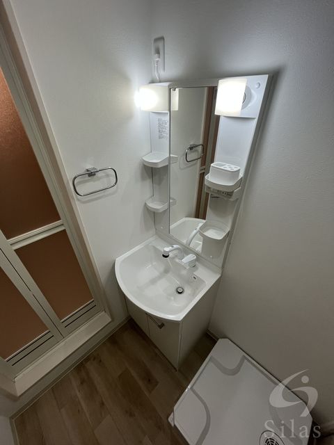 洗面設備　同仕様